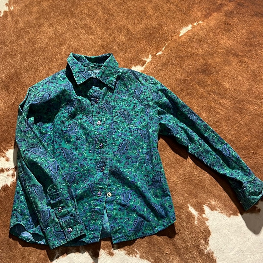 Girls snap shirt medium